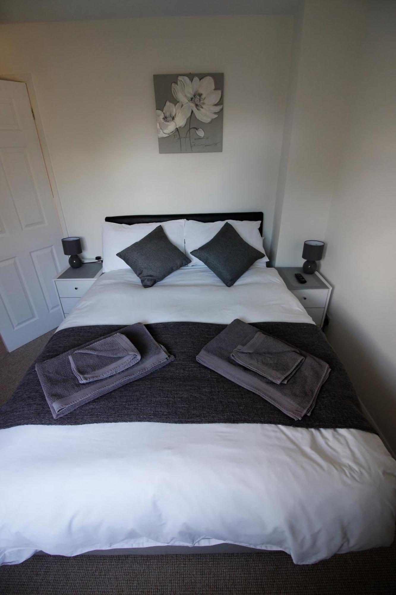 Hinckley Home Sleeps 5 Complete House Leicester Exterior photo