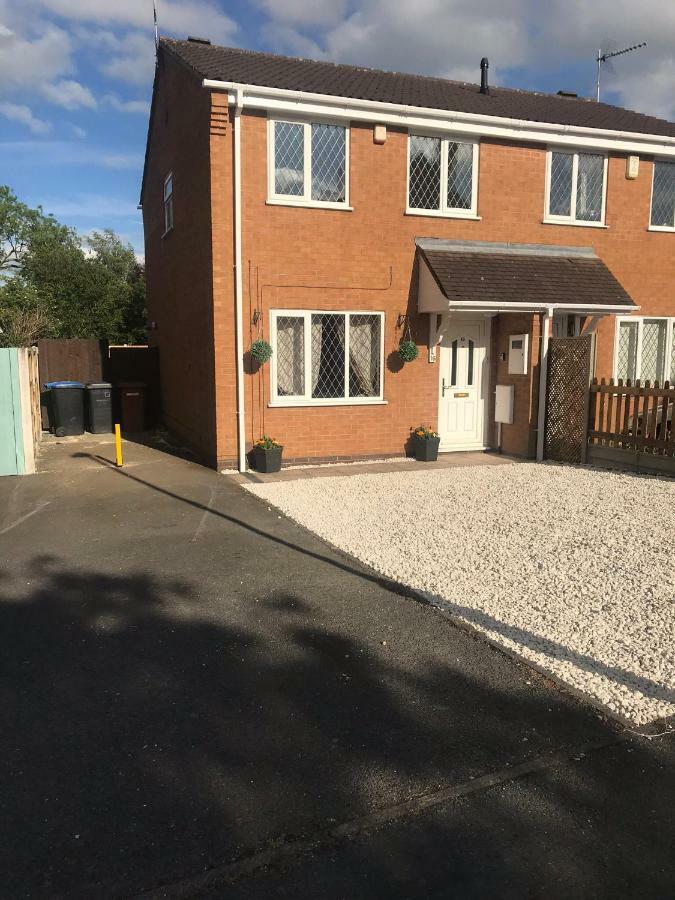 Hinckley Home Sleeps 5 Complete House Leicester Exterior photo